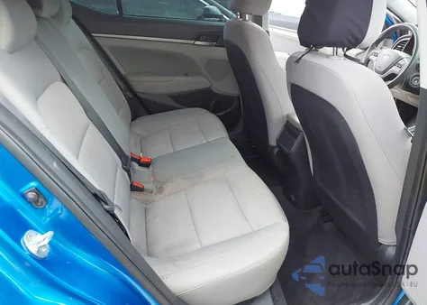 2018 Hyundai Elantra Sel z USA, uszkodzony, nr VIN 5NPD84LF6JH214562